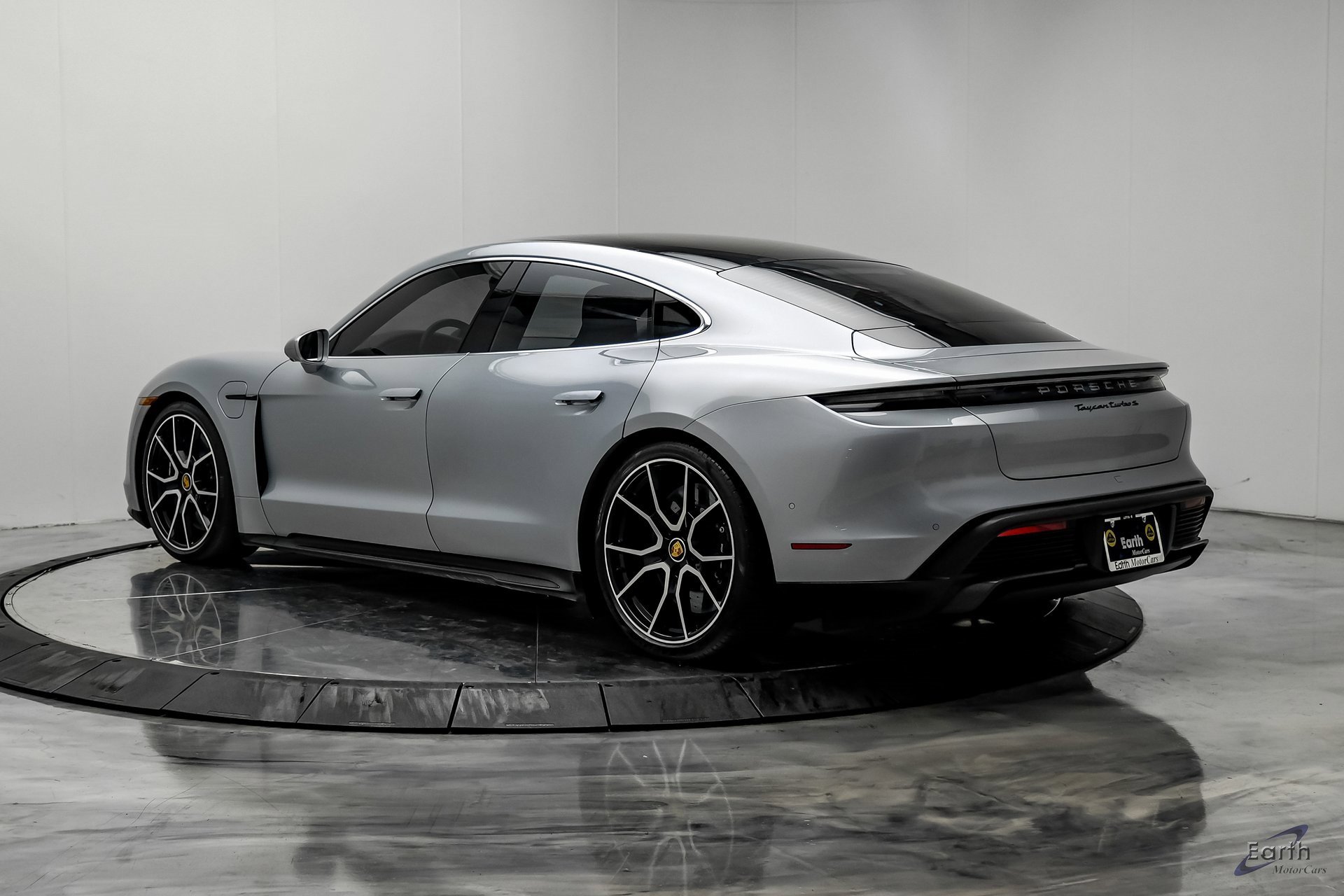 Used 2023 Porsche Taycan Turbo S w/ Premium Package image 8