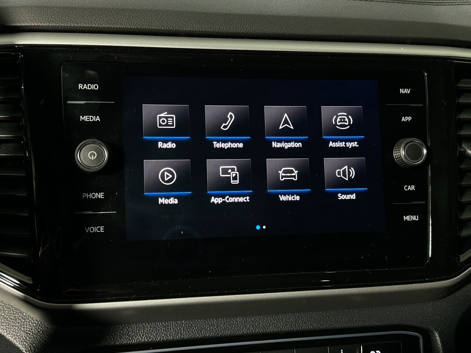 Used 2023 Volkswagen Atlas SEL R-Line image 28