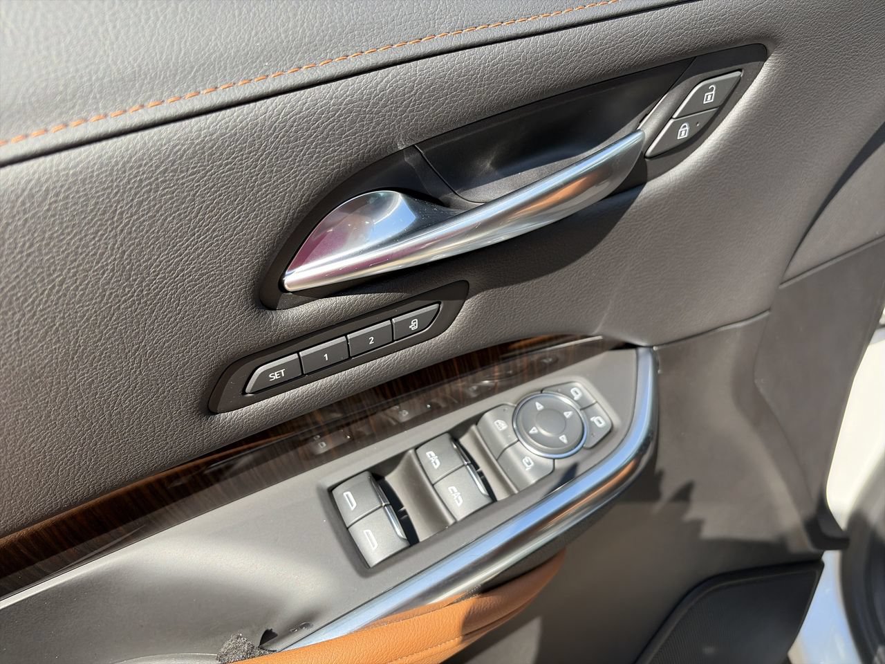 Used 2021 Cadillac XT4 Premium Luxury FWD image 19