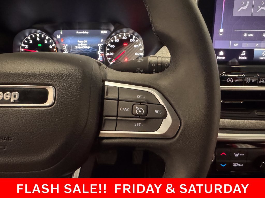Used 2024 Jeep Compass Latitude AWD/4WD image 22
