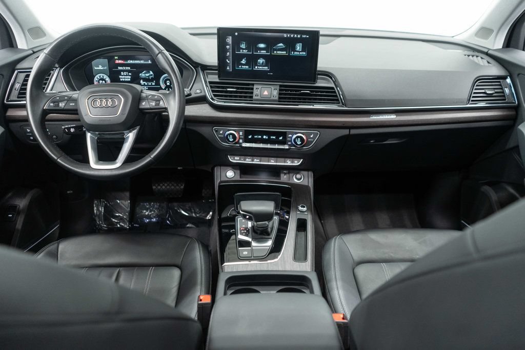 Used 2023 Audi Q5 2.0T Premium Plus w/ Premium Plus Package AWD/4WD image 10