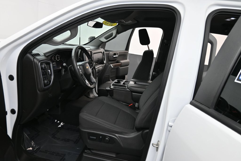 Used 2023 Chevrolet Silverado 2500 LT w/ Convenience Package AWD/4WD image 11