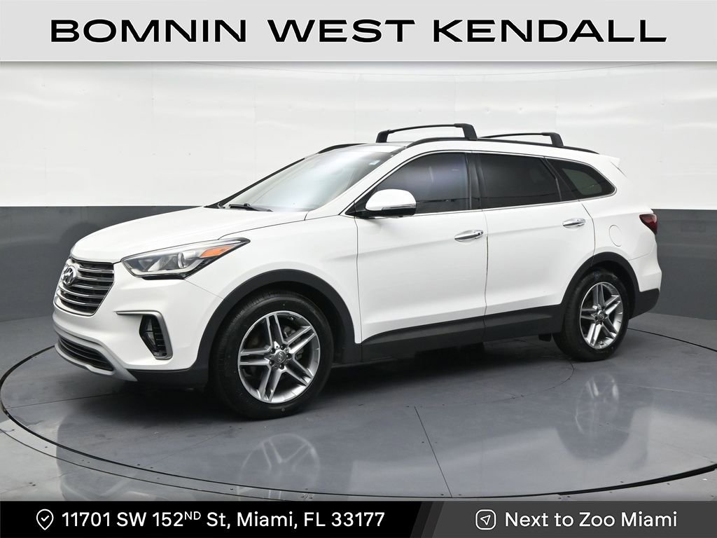 Used 2018 Hyundai Santa Fe SE image 1