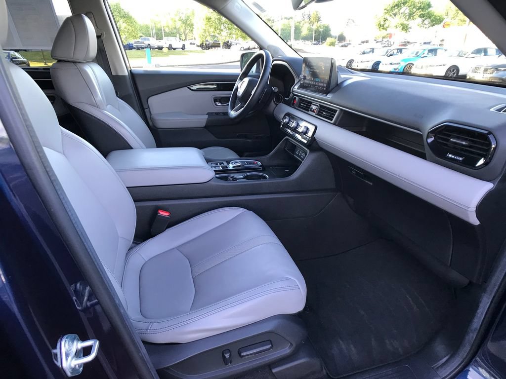 Certified 2024 Honda Pilot Touring image 31