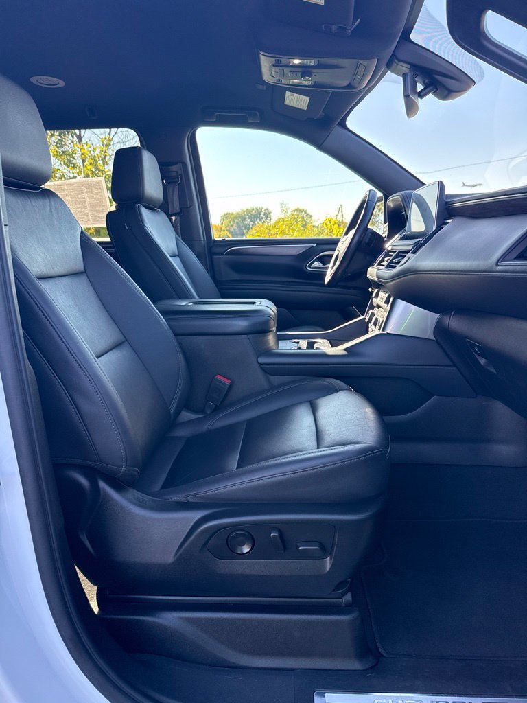 Used 2022 Chevrolet Suburban Z71 AWD/4WD image 15