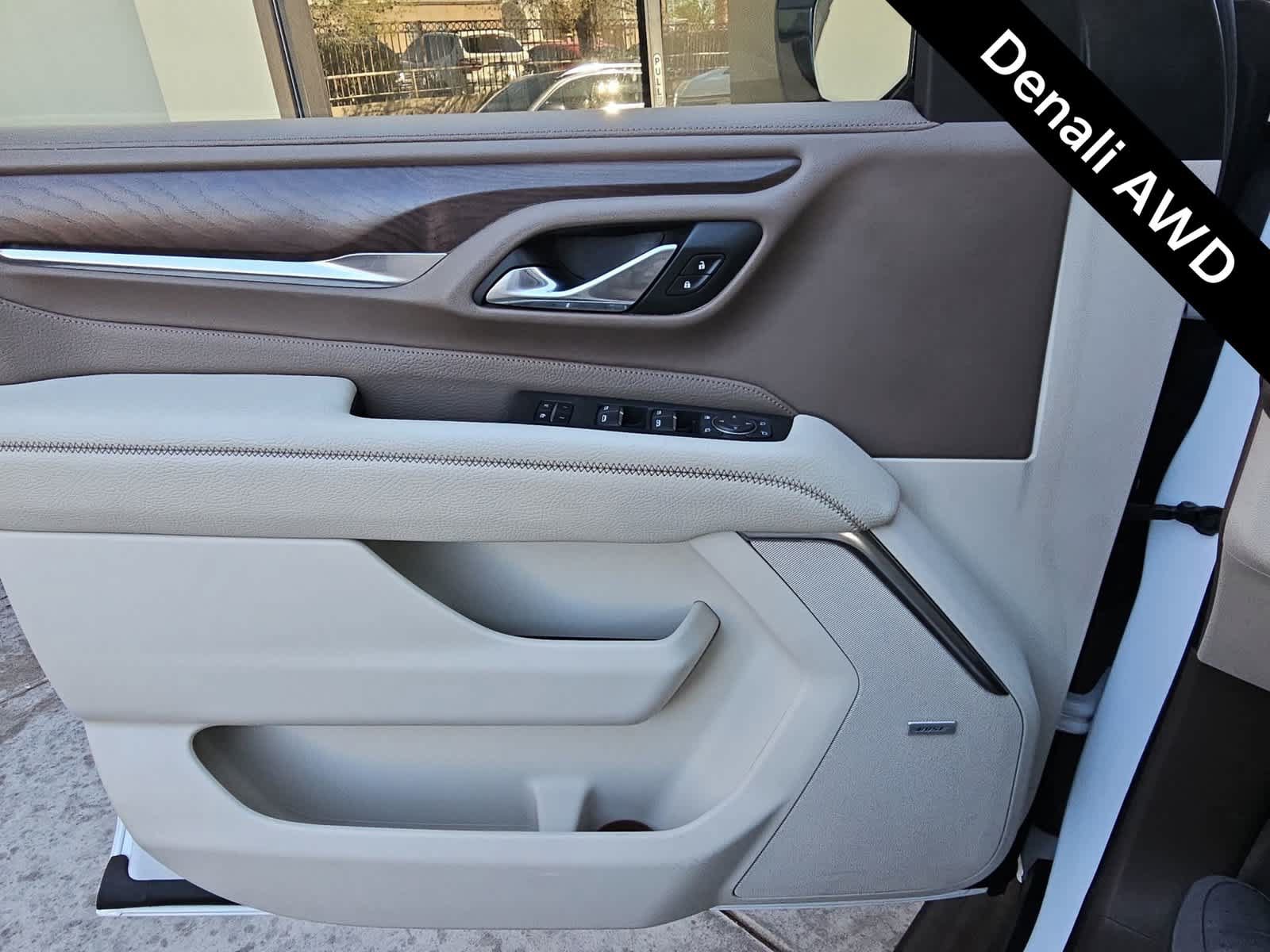 Used 2021 GMC Yukon Denali w/ Denali Premium Package AWD/4WD image 28
