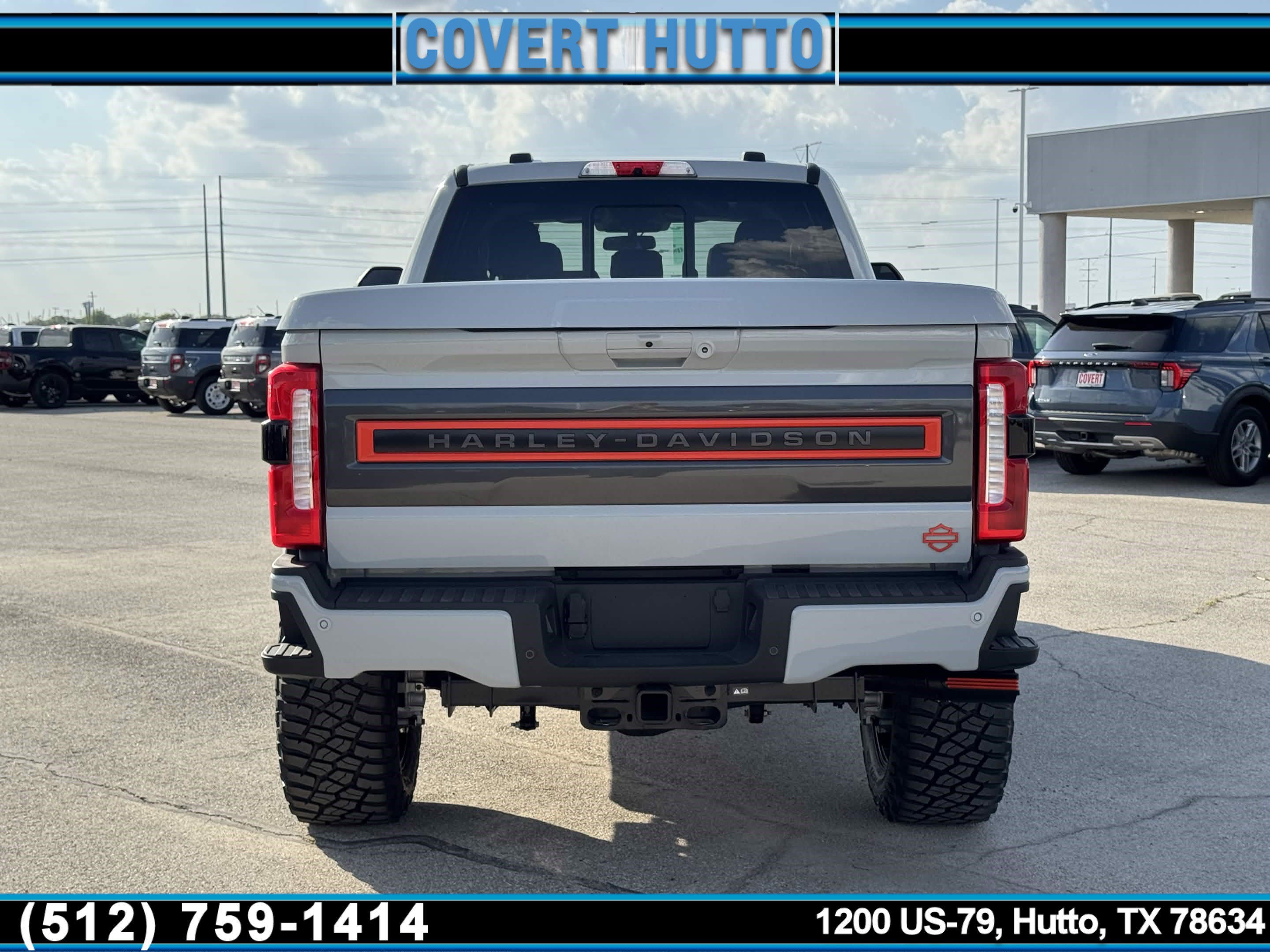 New 2026 Ford F250 Lariat w/ Black Appearance Package image 7