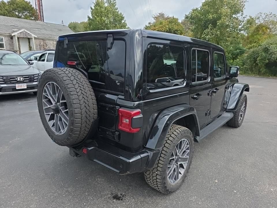 Used 2024 Jeep Wrangler High Altitude AWD/4WD image 6