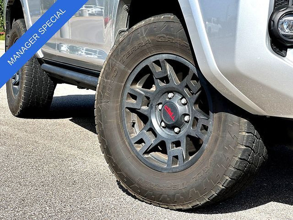 Used 2023 Toyota 4Runner TRD Off-Road Premium w/ Off Road Premium Plus Package AWD/4WD video 2