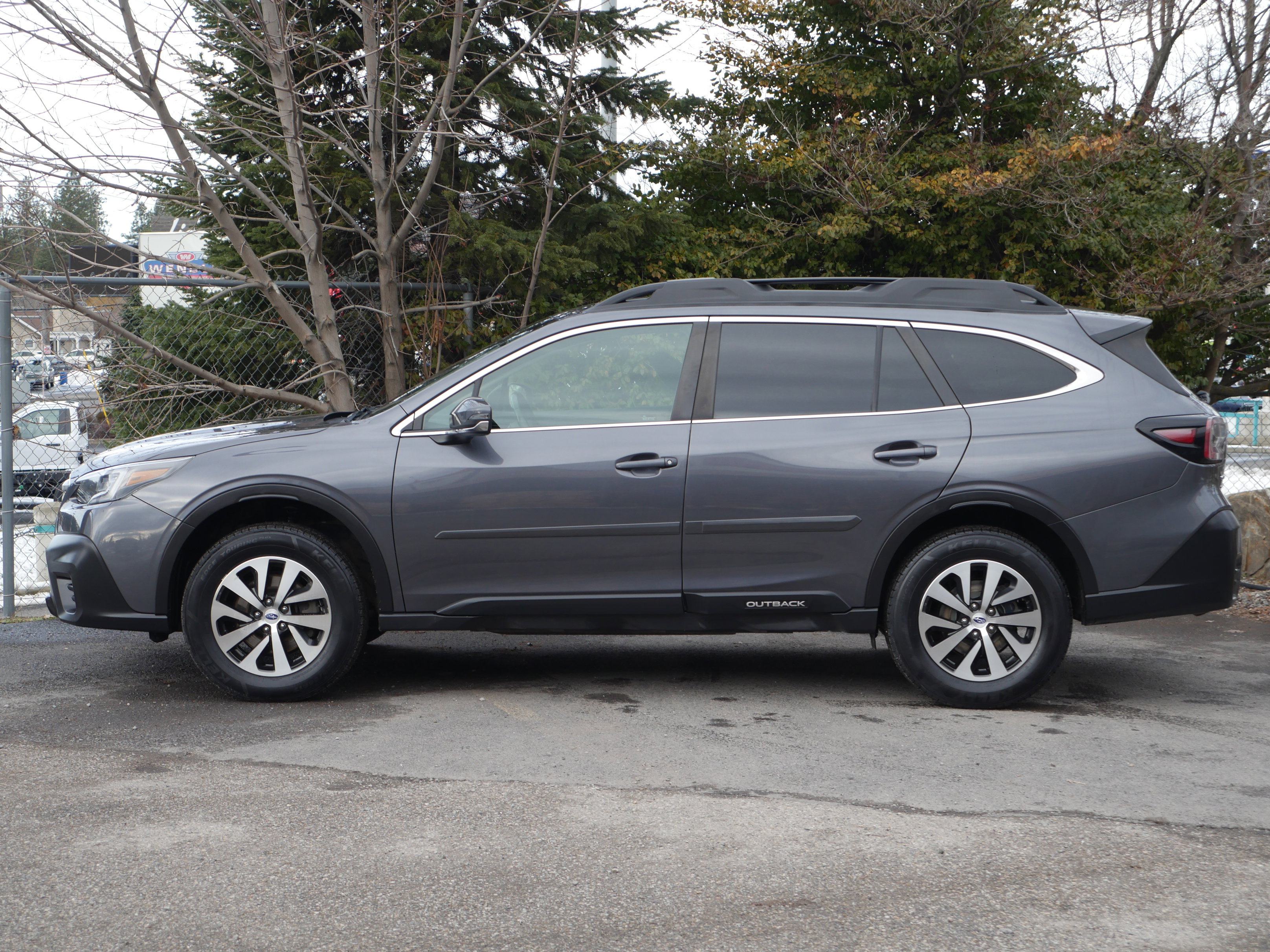 Used 2021 Subaru Outback Premium w/ Popular Package #1 image 8