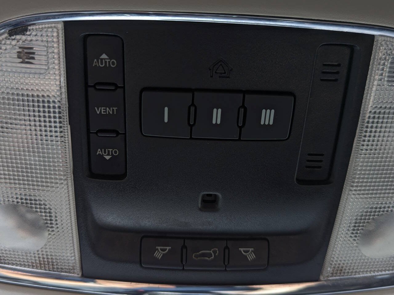 Used 2014 Dodge Durango Limited w/ Premium Group AWD/4WD image 27
