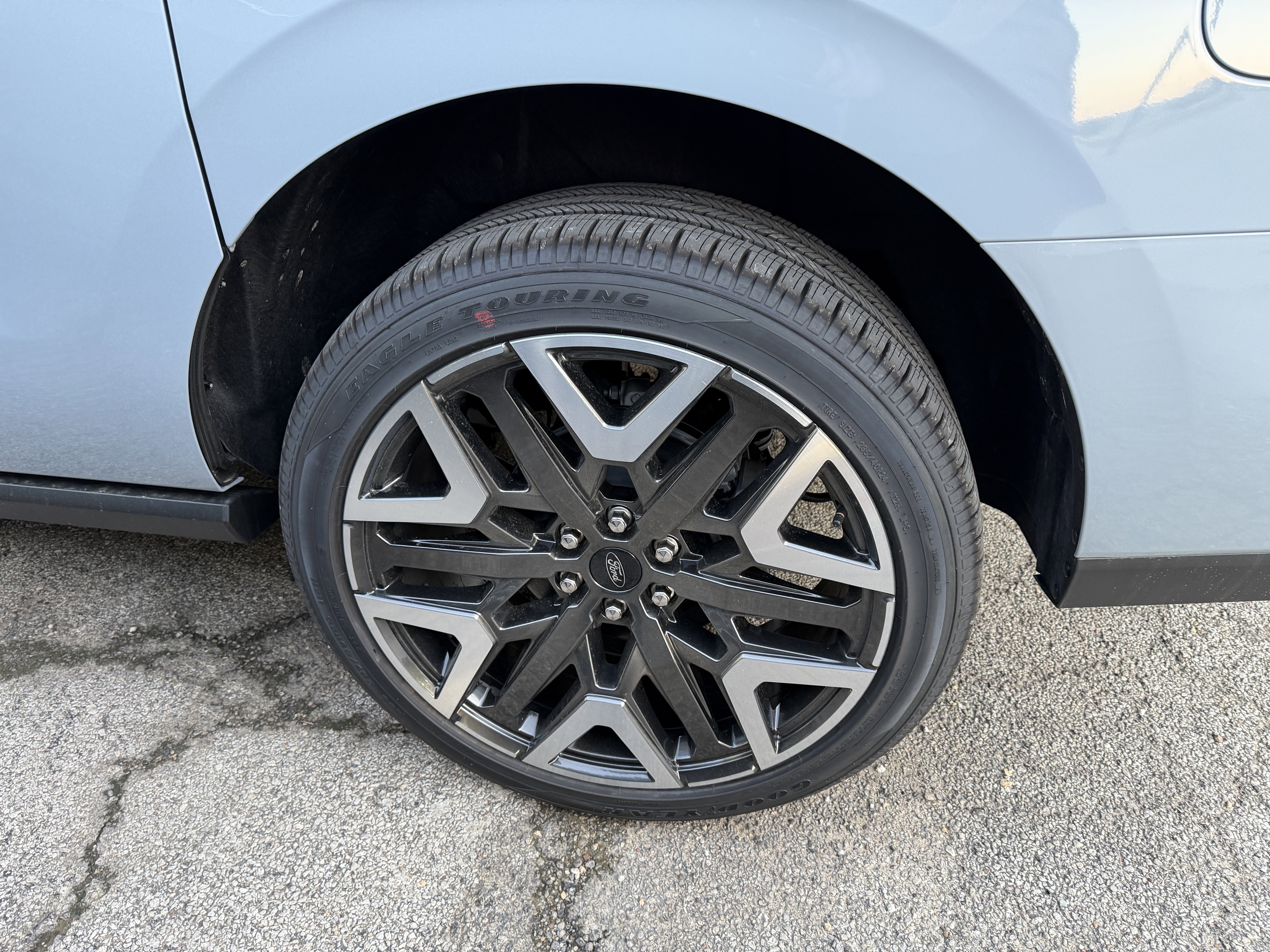 New 2026 Ford Expedition Max Platinum w/ Platinum Ultimate Package AWD/4WD image 10