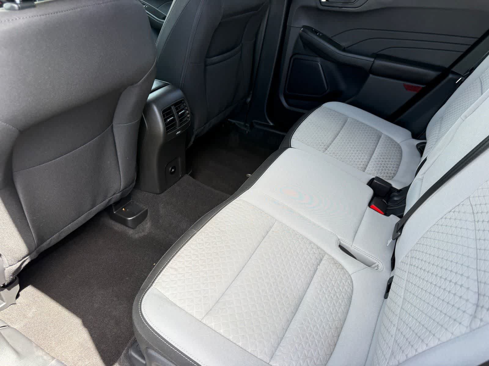 Used 2024 Ford Escape Active FWD image 11