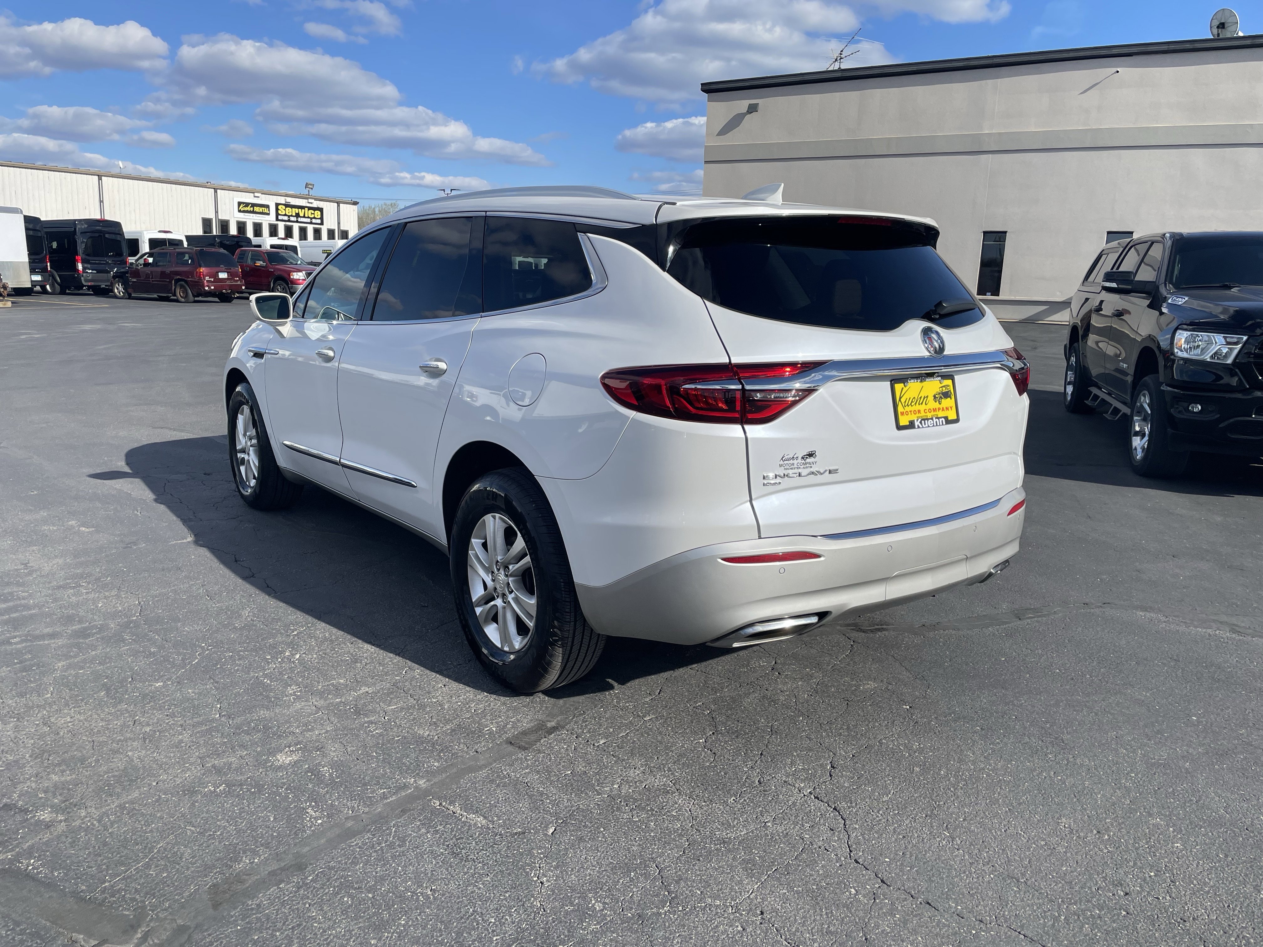 Used 2020 Buick Enclave Essence w/ LPO, Floor Liner Package AWD/4WD image 6