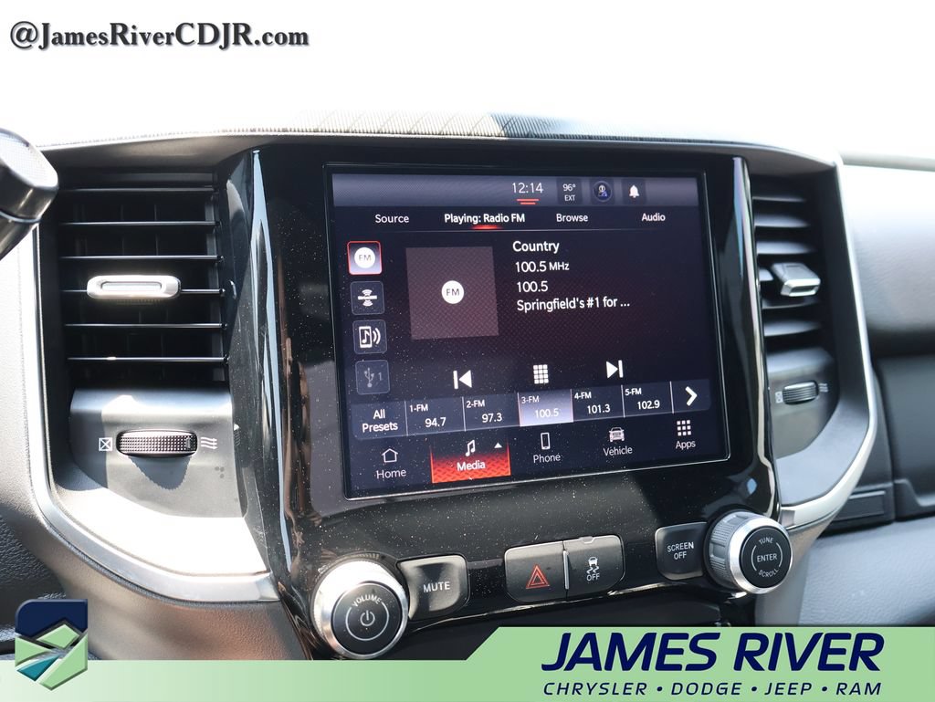 Used 2025 RAM 2500 Big Horn AWD/4WD image 27