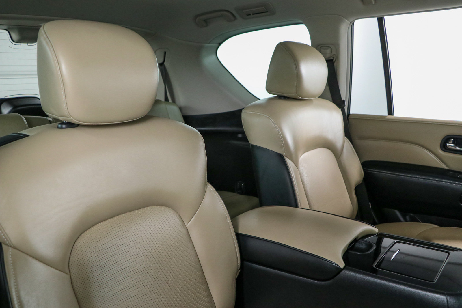 Used 2023 INFINITI QX80 Premium Select w/ Cargo Package RWD image 31