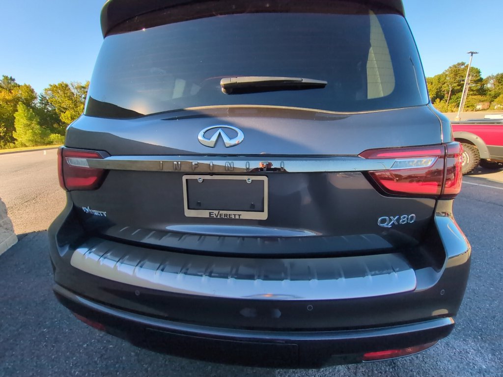 Certified 2023 INFINITI QX80 Premium Select w/ Cargo Package RWD image 6