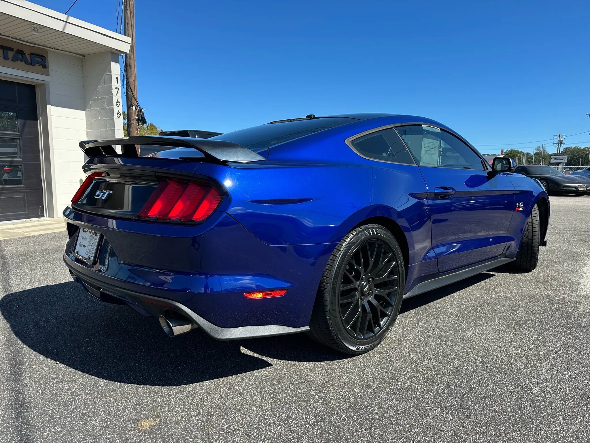 Used 2016 Ford Mustang GT Premium w/ GT Performance Package image 3