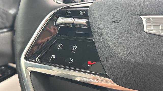 Used 2026 Cadillac Escalade IQL Sport 1 w/ LPO, Floor Liner Package AWD/4WD image 31