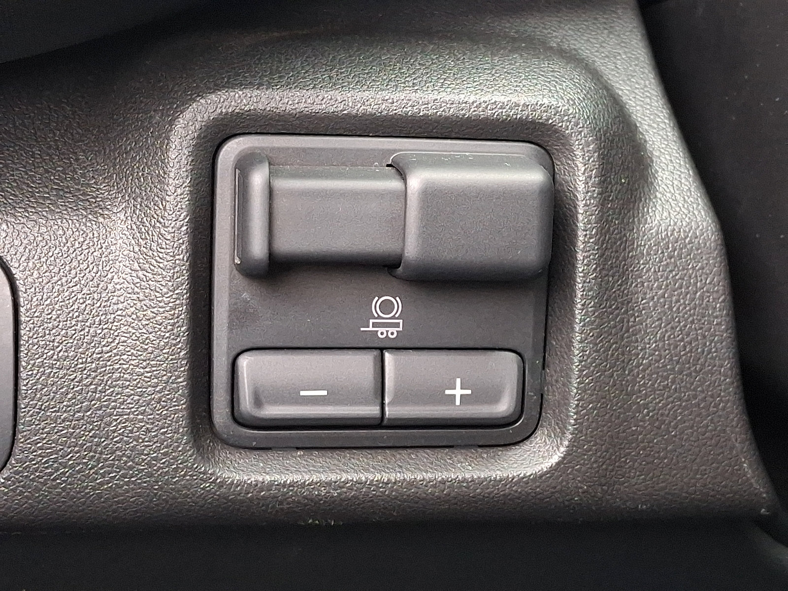 Certified 2024 Chevrolet Silverado EV RST image 27