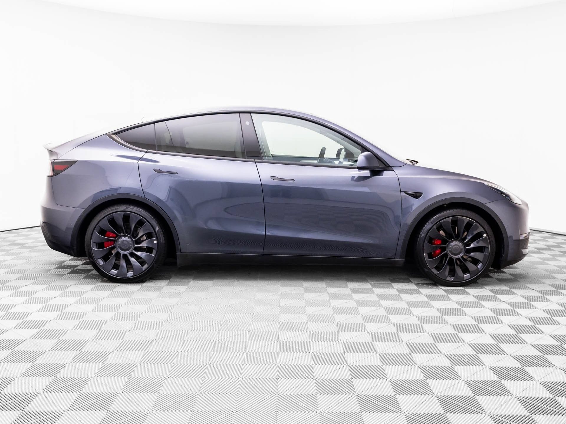 Used 2022 Tesla Model Y Performance AWD/4WD image 6