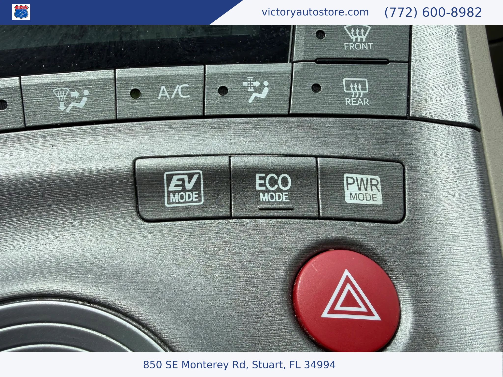 Used 2014 Toyota Prius Two FWD image 30