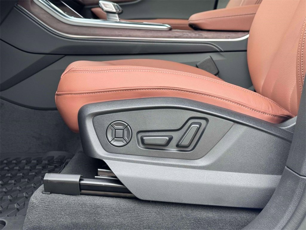 New 2026 Audi Q7 3.0T Premium Plus image 8