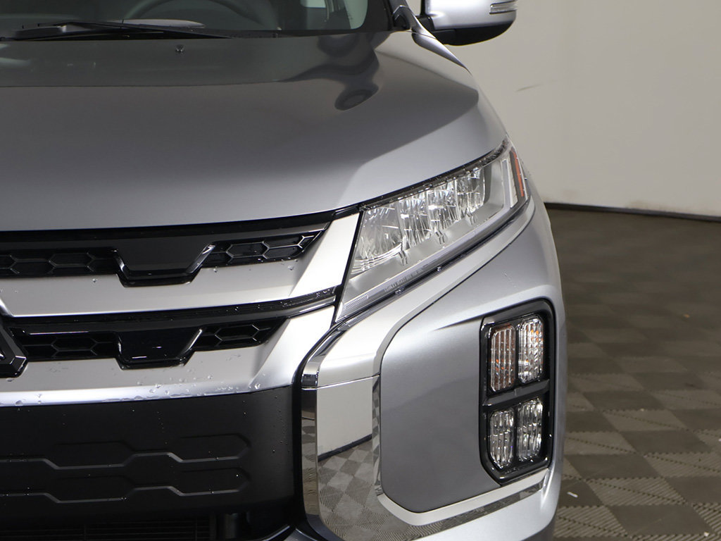 New 2027 Mitsubishi Outlander Sport SE AWD/4WD image 12