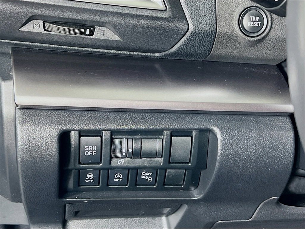 Used 2023 Subaru Crosstrek 2.5i Limited w/ Moonroof Package image 19