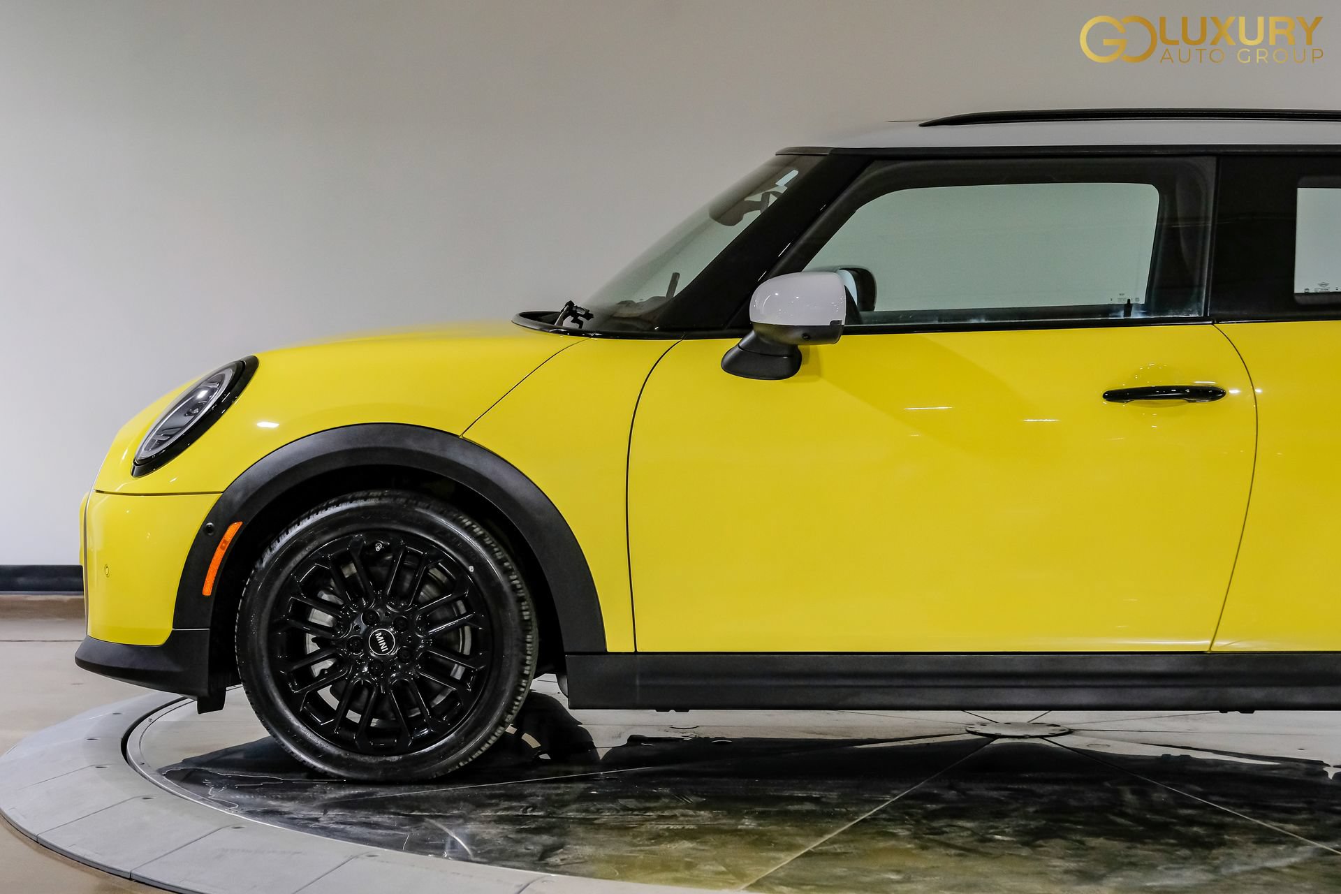 Used 2025 MINI Cooper S FWD image 13