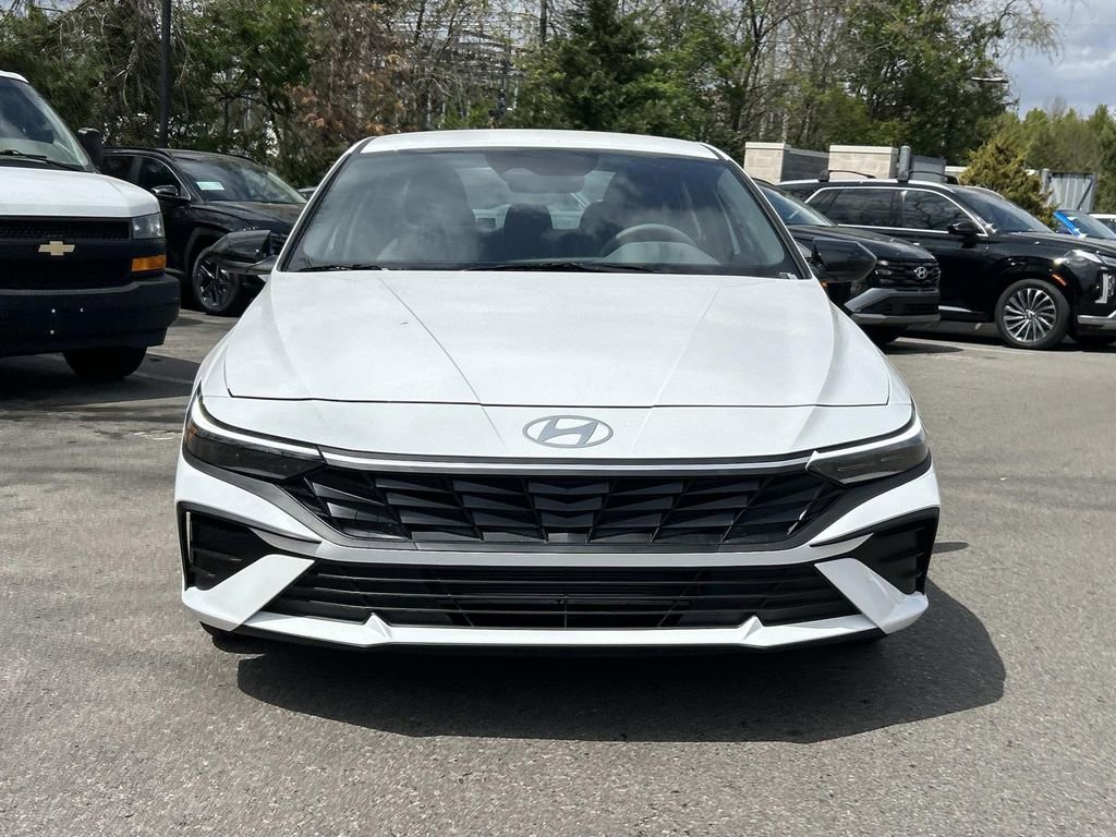 New 2026 Hyundai Elantra Sport image 2