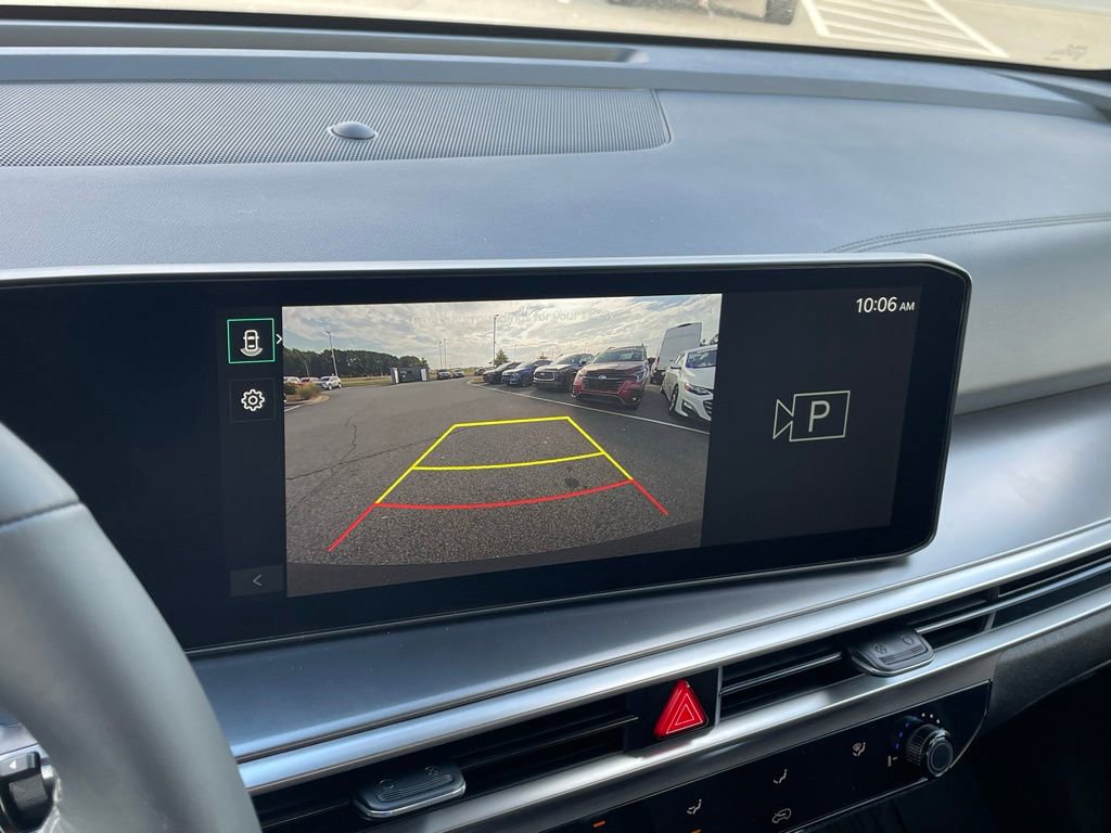 New 2026 Kia Sorento LX FWD image 17