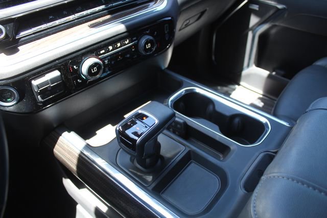 Used 2024 Chevrolet Silverado 1500 LT Trail Boss w/ Convenience Package II AWD/4WD image 30