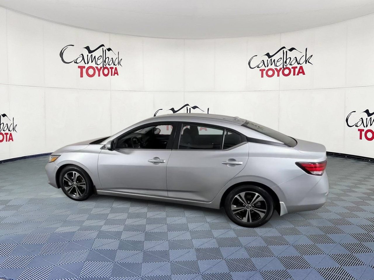Used 2023 Nissan Sentra SV FWD image 8