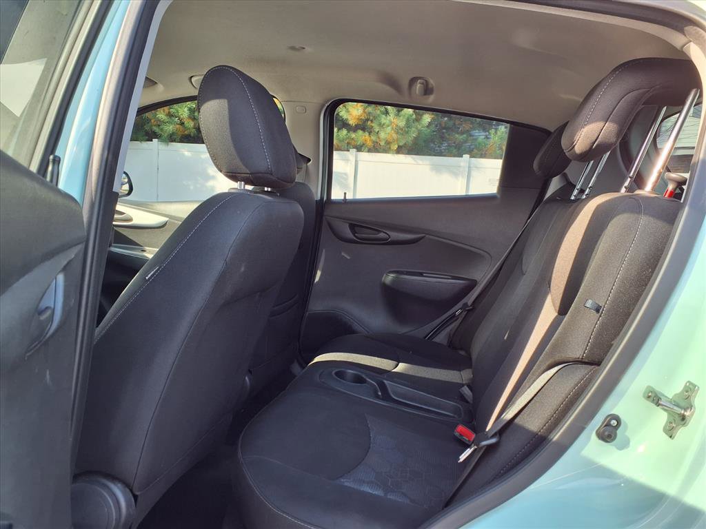 Used 2018 Chevrolet Spark LT image 19