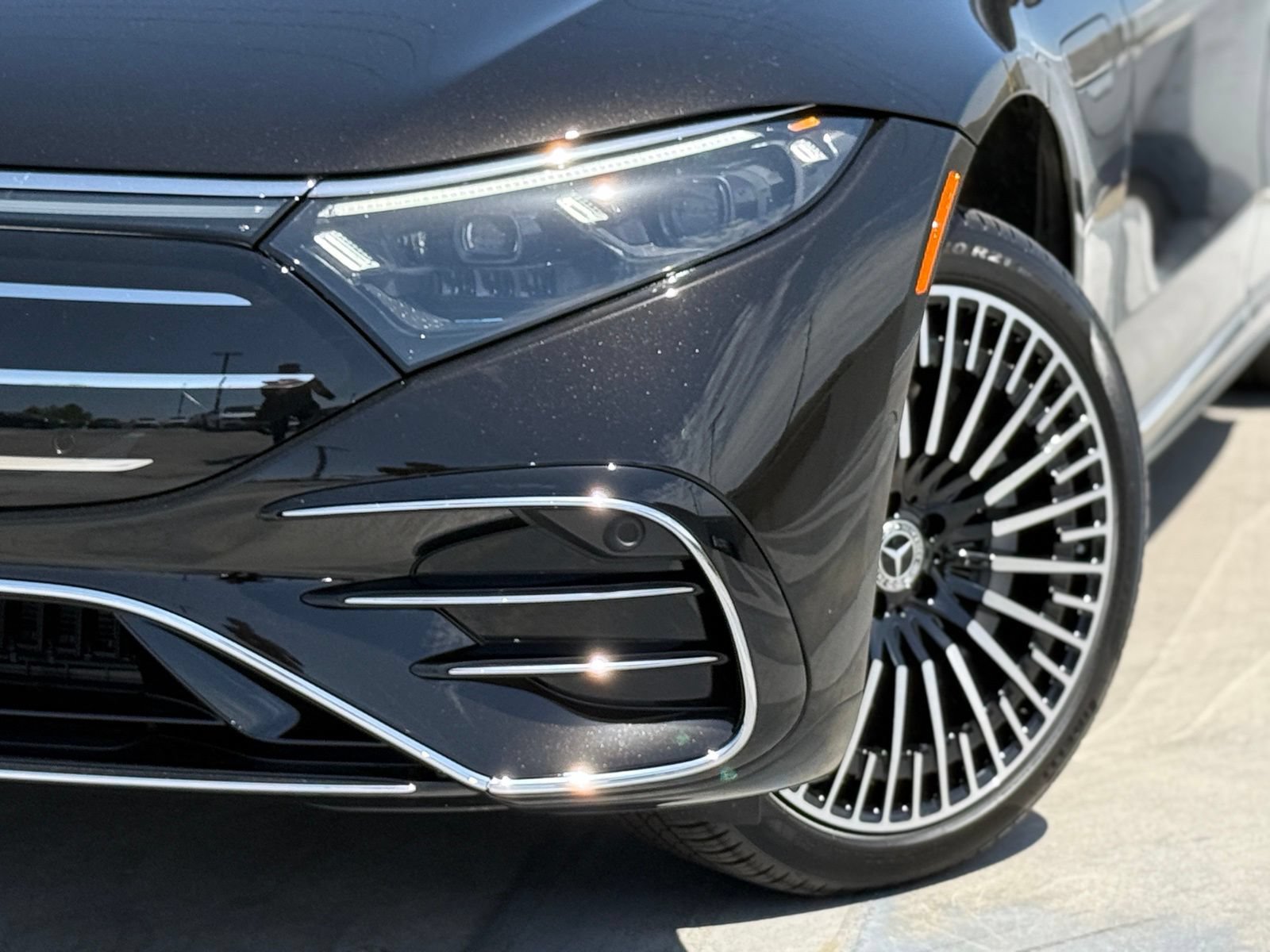 New 2026 Mercedes-Benz EQS 450+ 4MATIC Sedan image 4