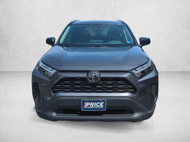 Used 2025 Toyota RAV4 LE AWD/4WD image 2