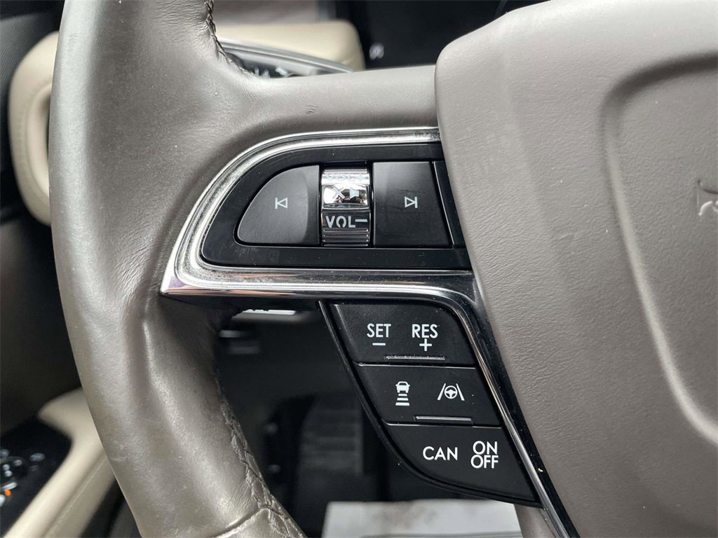 Certified 2023 Lincoln Nautilus Reserve w/ Equipment Group 201A image 27