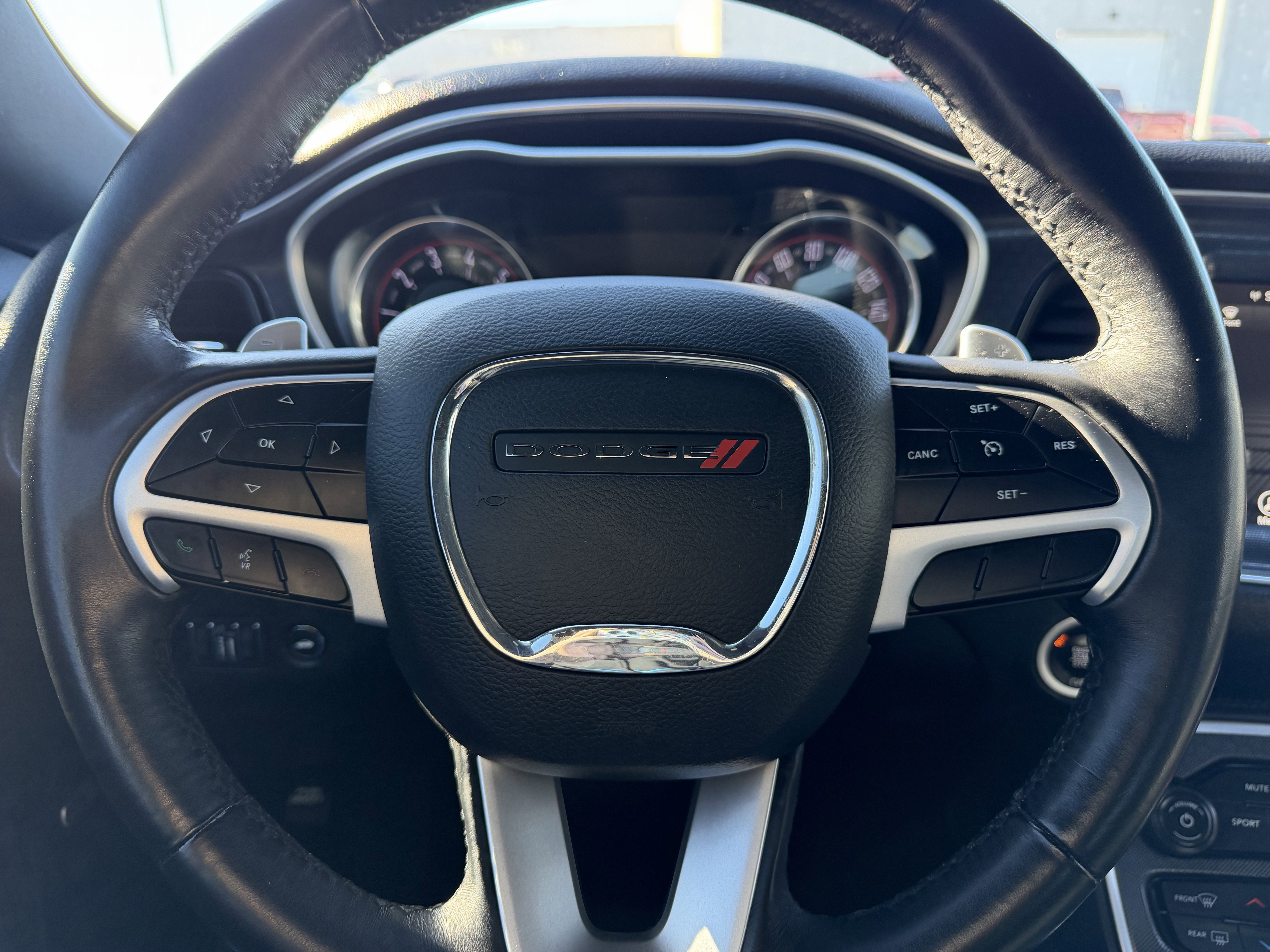 Used 2017 Dodge Challenger GT image 9