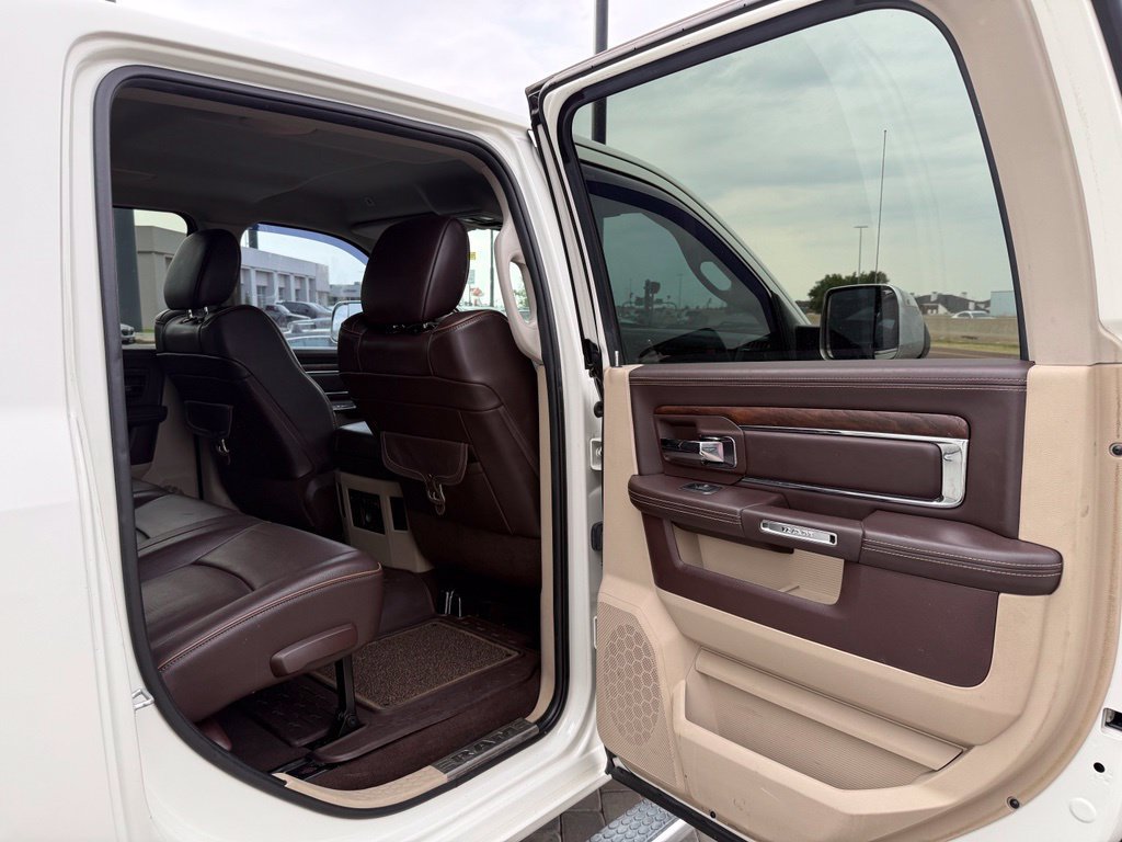 Used 2018 RAM 3500 Laramie Longhorn AWD/4WD image 22