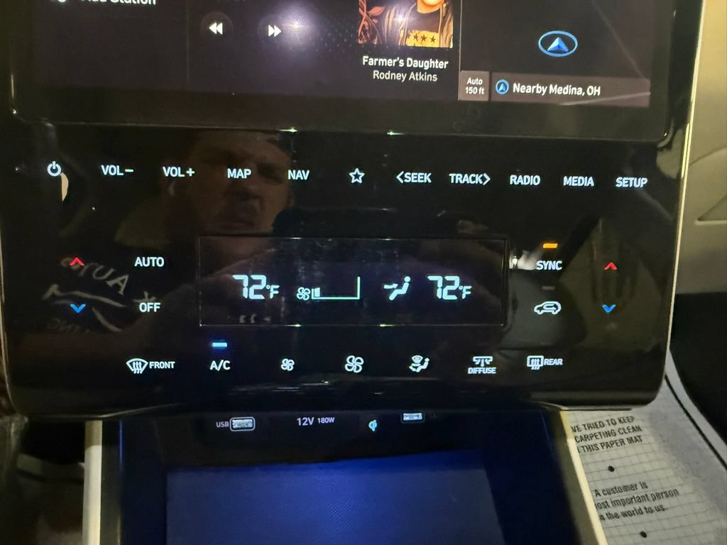 Certified 2023 Hyundai Tucson Limited AWD/4WD image 38