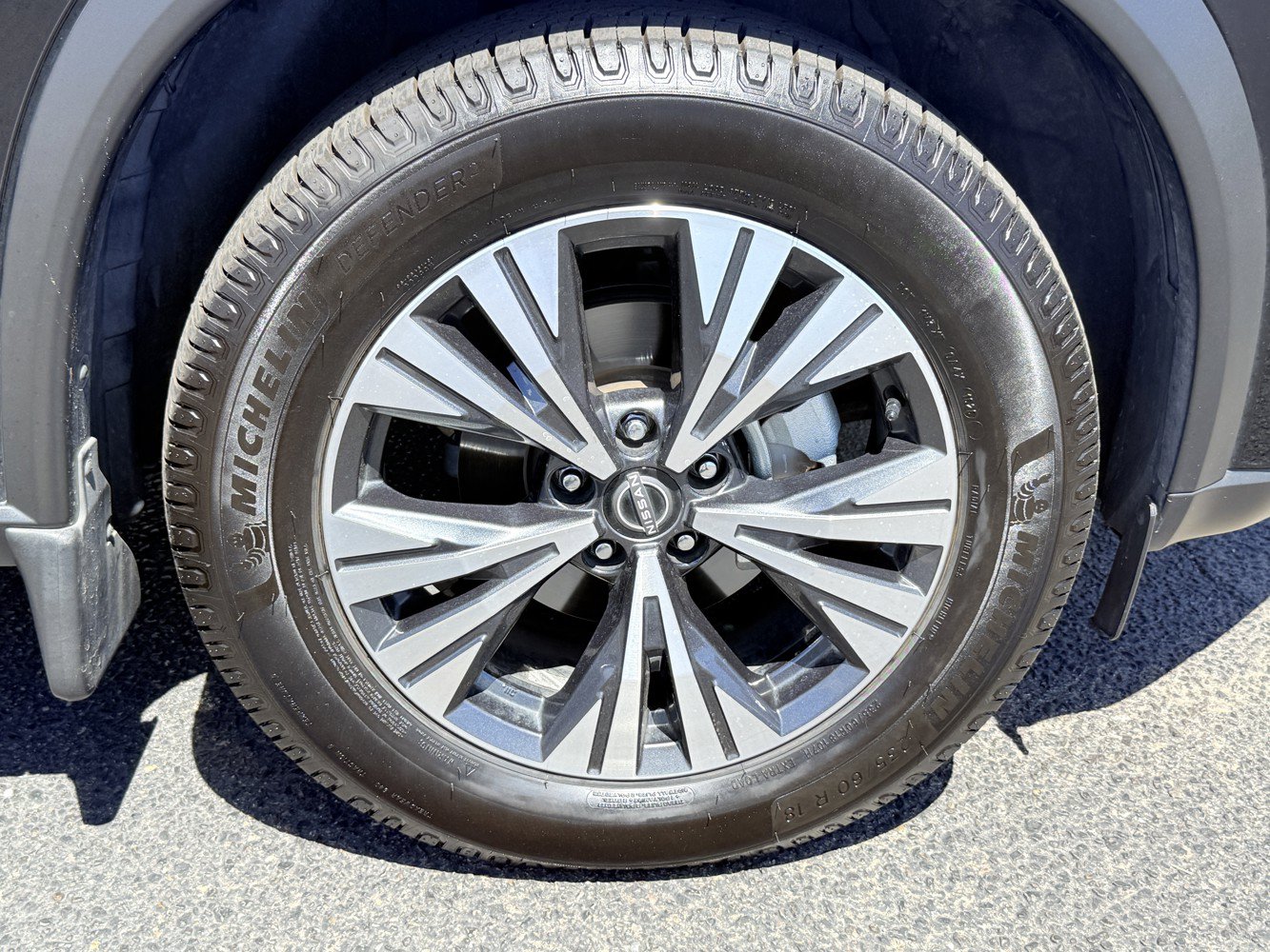 Used 2023 Nissan Rogue SV AWD/4WD image 28