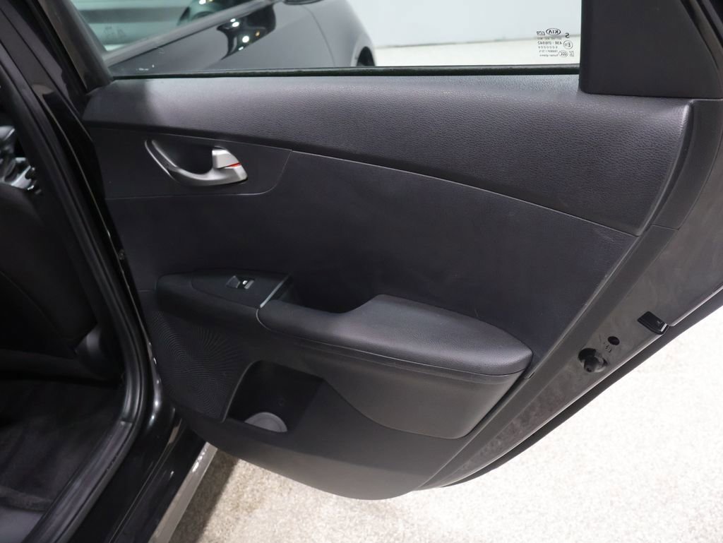 Used 2020 Kia Forte LXS image 21