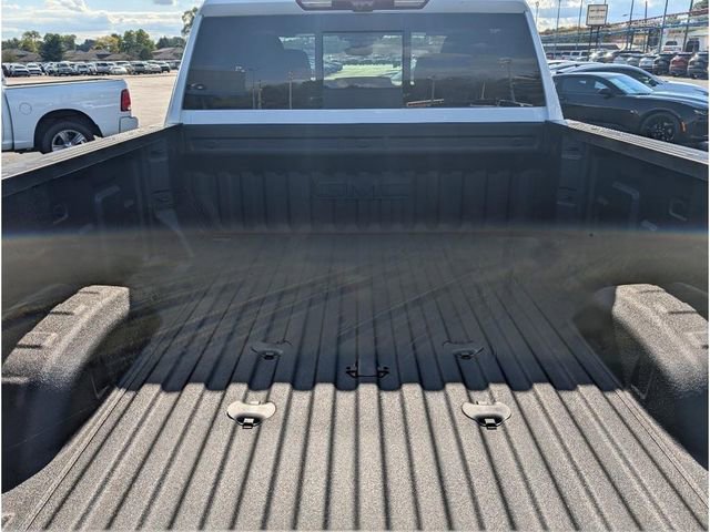 New 2025 GMC Sierra 3500 Denali w/ Denali Reserve Package image 10