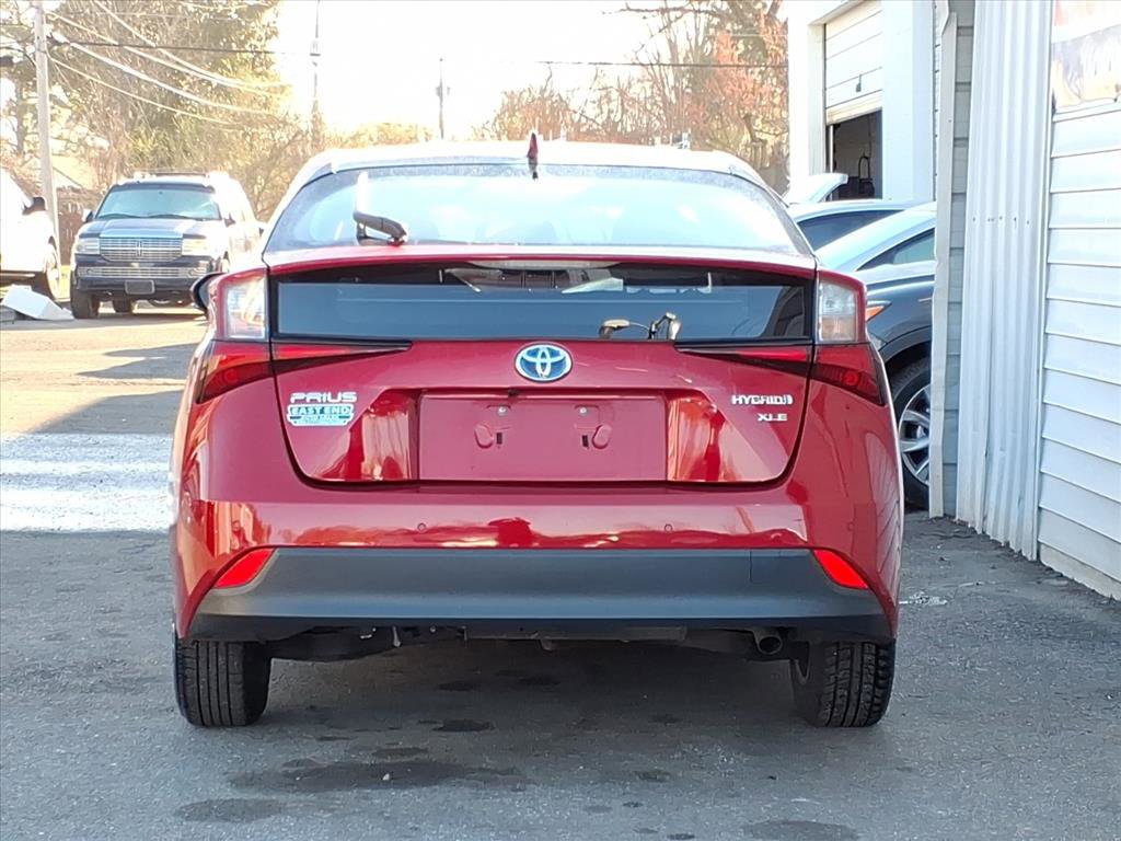 Used 2019 Toyota Prius XLE w/ Advanced Technology Package image 4