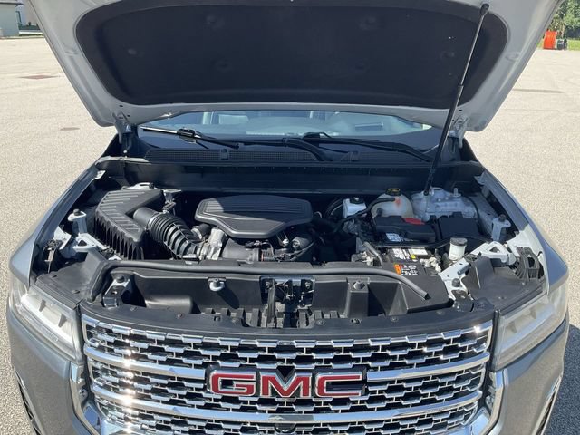 Used 2020 GMC Acadia Denali w/ Technology Package AWD/4WD image 35