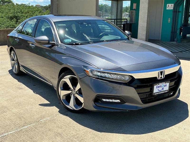 Used 2018 Honda Accord Touring image 7