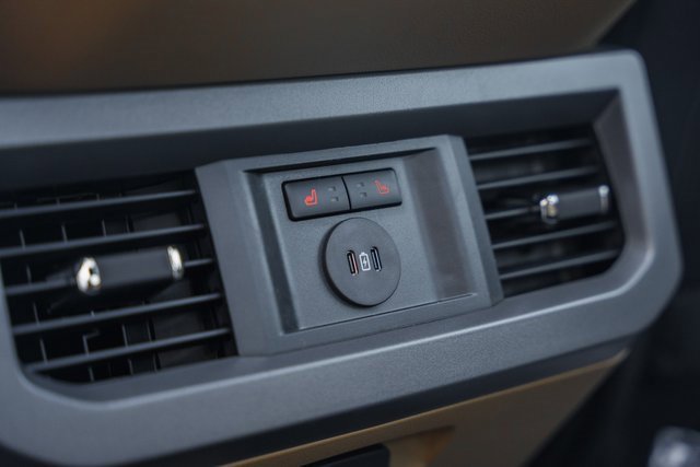 New 2026 Ford F250 Lariat image 40