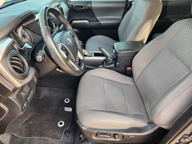 Used 2023 Toyota Tacoma SR5 RWD image 13