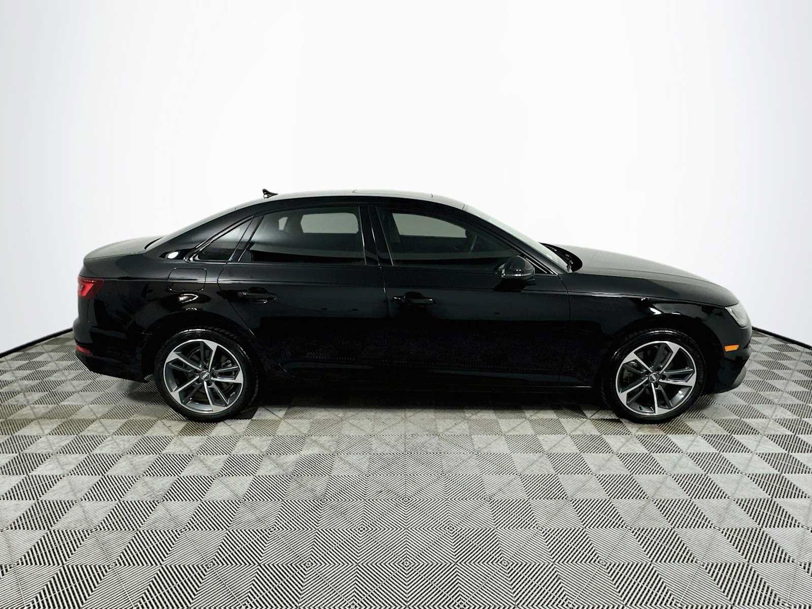 Used 2019 Audi A4 2.0T Premium FWD image 8